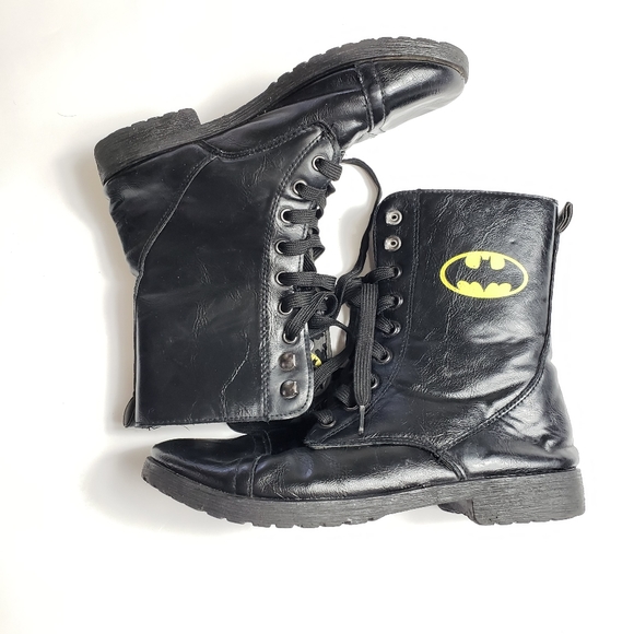 Batman Combat Boots - Picture 1 of 8